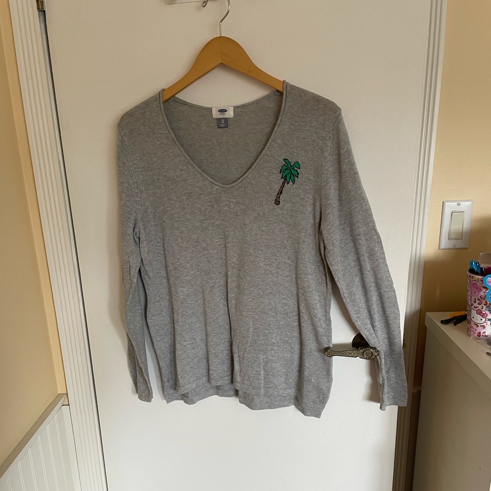 Old Navy Gray V‑Neck Sweater with Green Palm Tree Embroidery